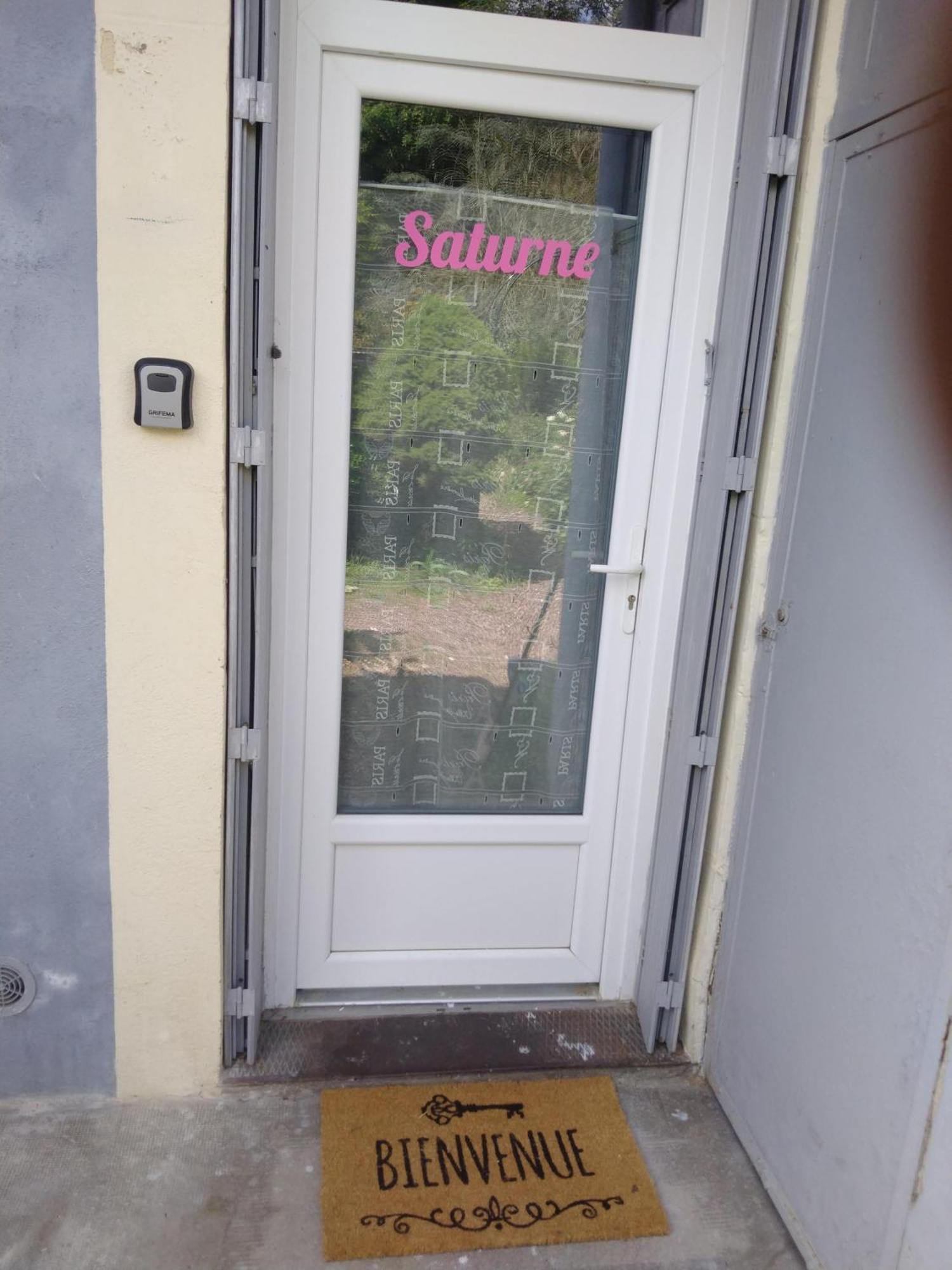 Saturne Apartment Fourchambault Exterior foto